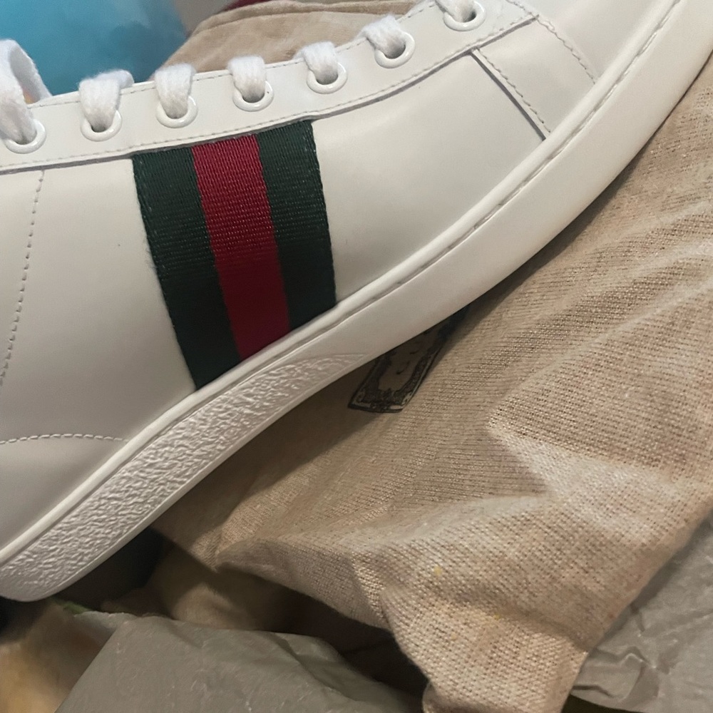 Gucci shoes - Picture 2 of 3